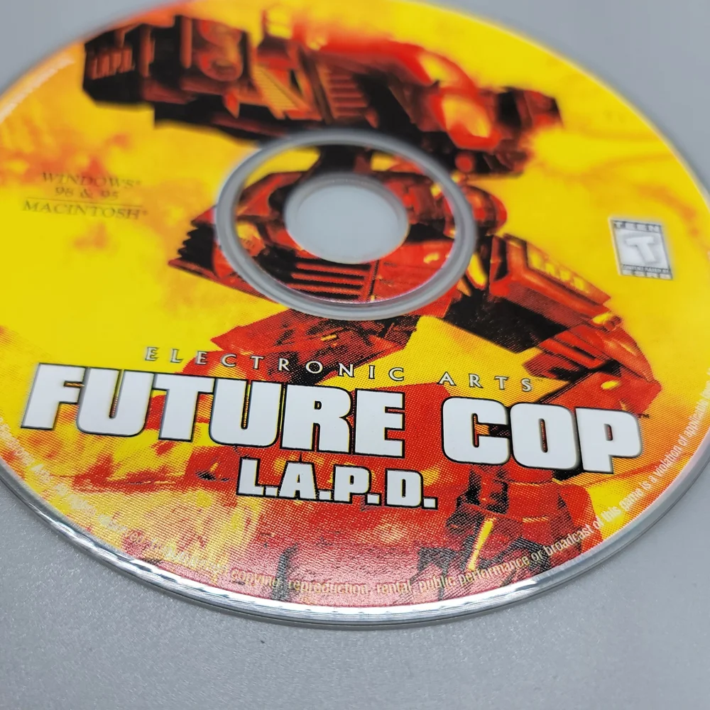 VINTAGE FUTURE COP L.A.P.D. GAME PC MAC CD-ROM WINDOWS 95 98